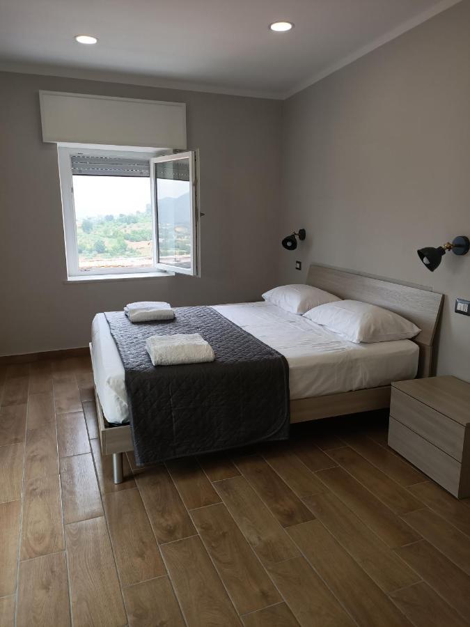 La Finestra Sul Colle Apartment Caiazzo ภายนอก รูปภาพ